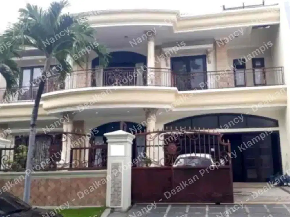 Rumah Pakuwon City 2lt Classic dijual siap huni