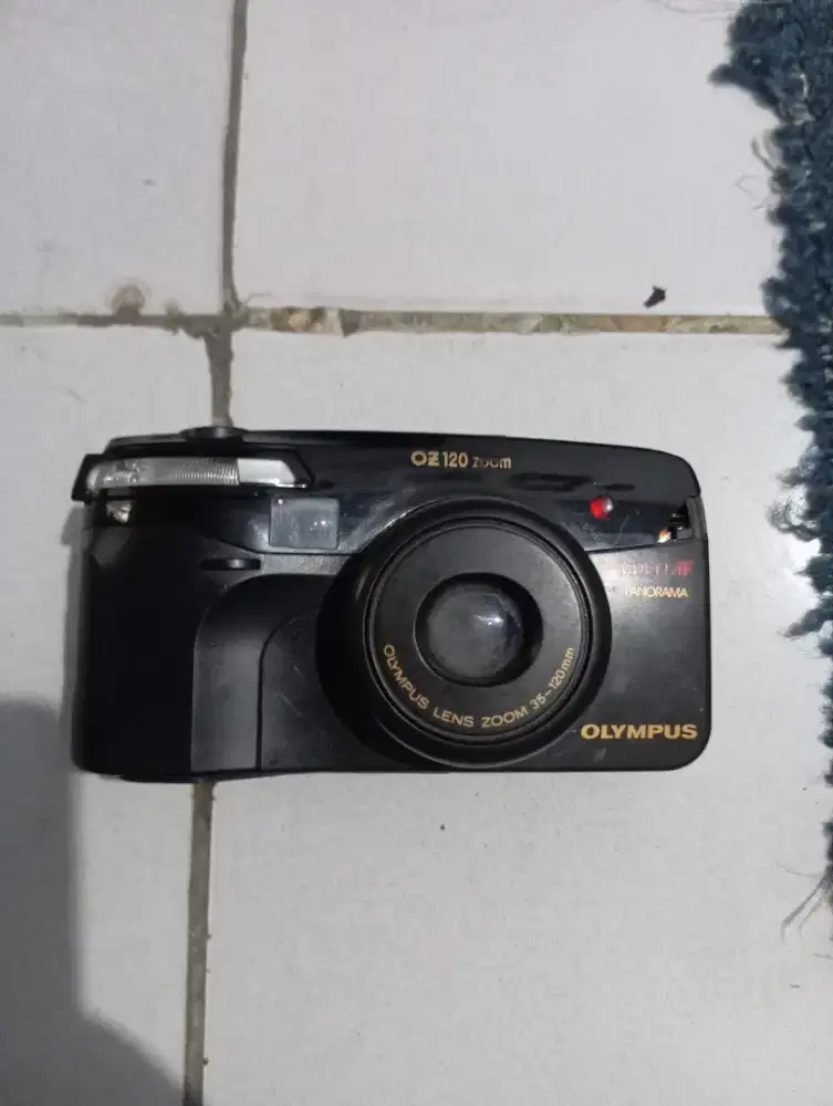 camera olympus az120 zoom ( multi AF/panorama )