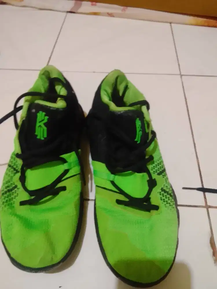 Nike kyrie flaytrap