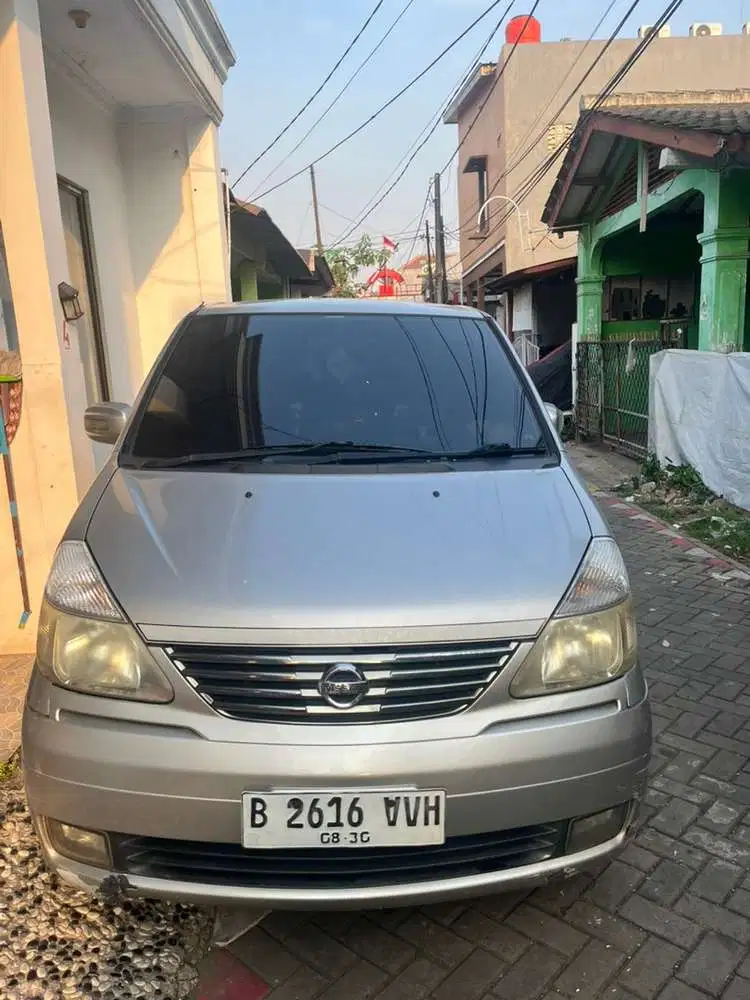 Nissan Serena 2010 Bensin