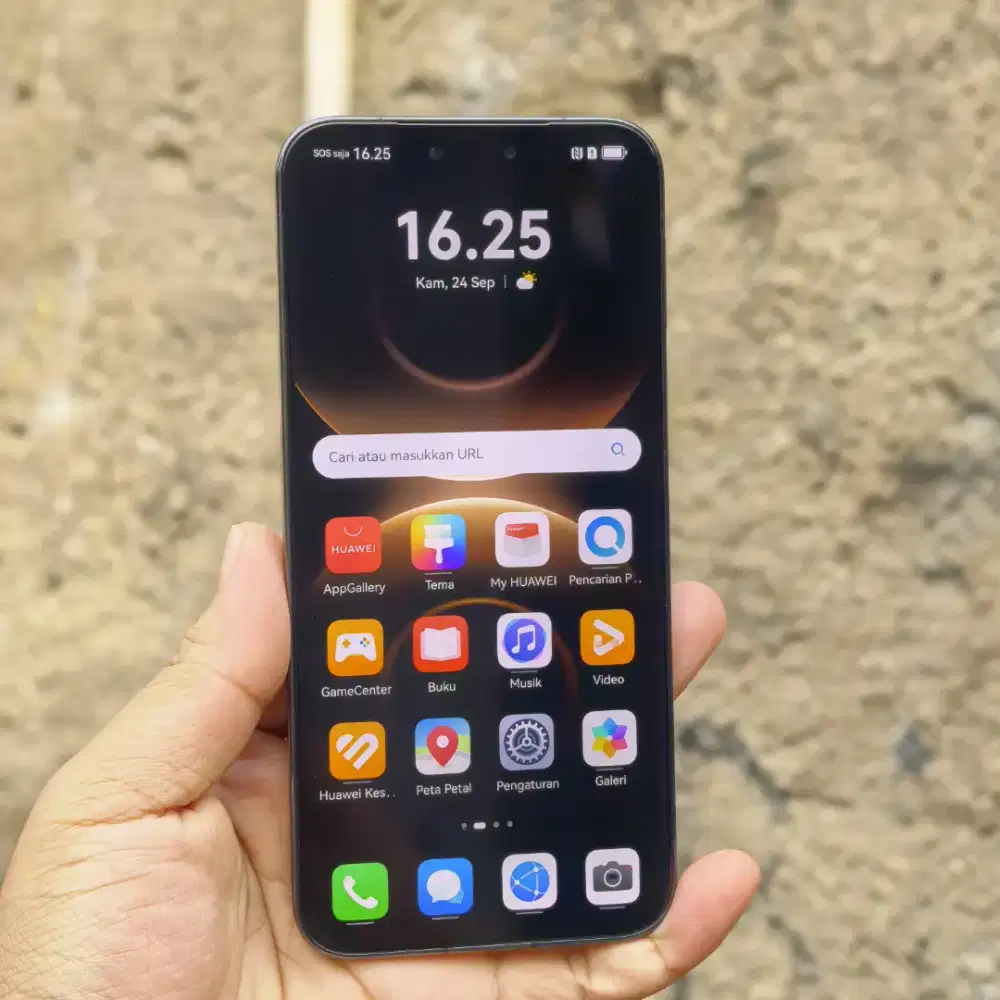 Huawei Mate 80 Pro 16/512 
Kondisi Mulus Like New unit only