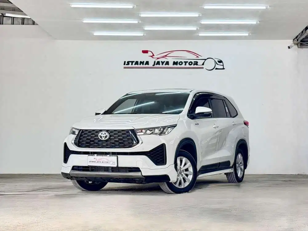 Toyota INNOVA ZENIX 2.0 V HYBRID MODELLISTA CVT 2024 - PUTIH