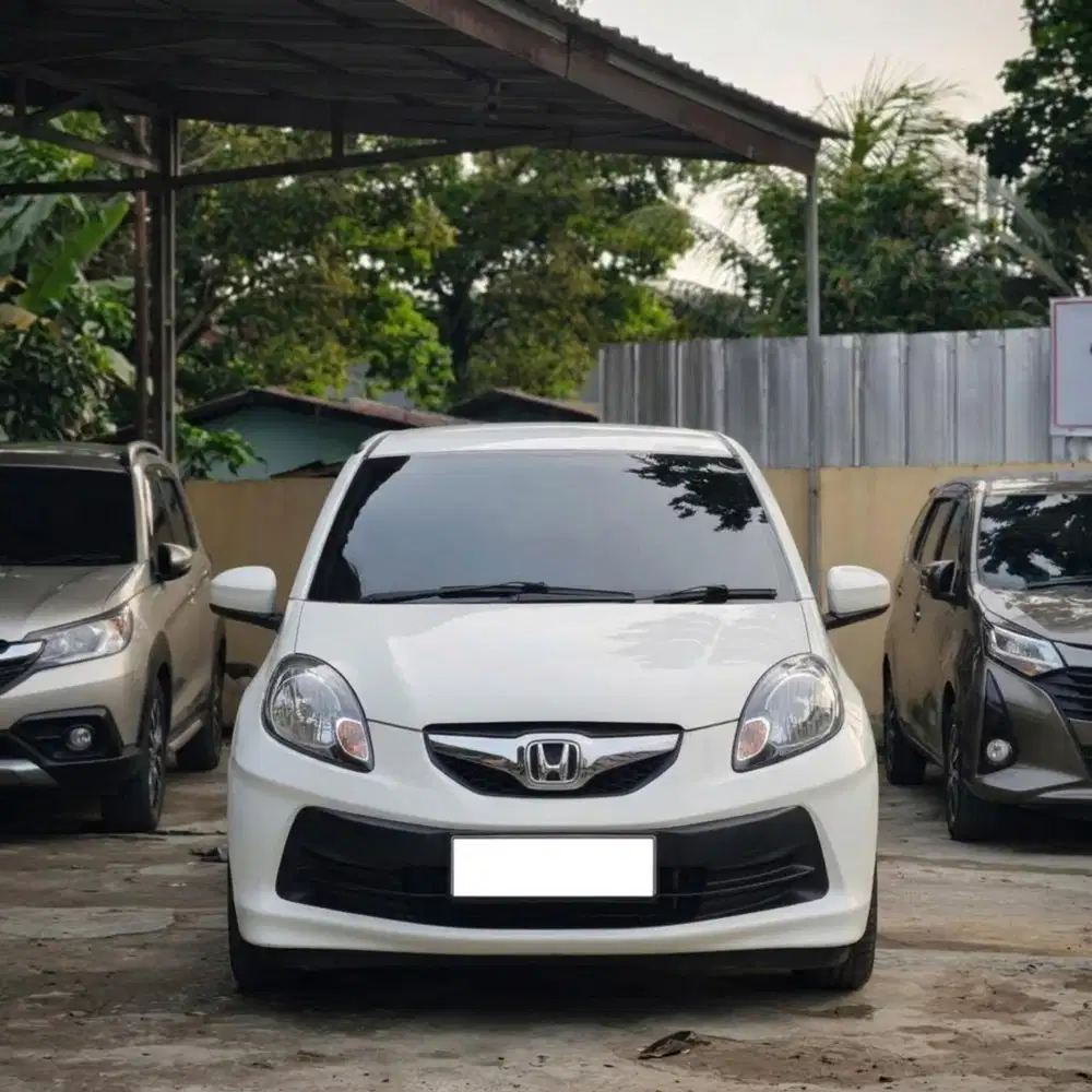 Honda Brio 1.3 E CBU AT 2012