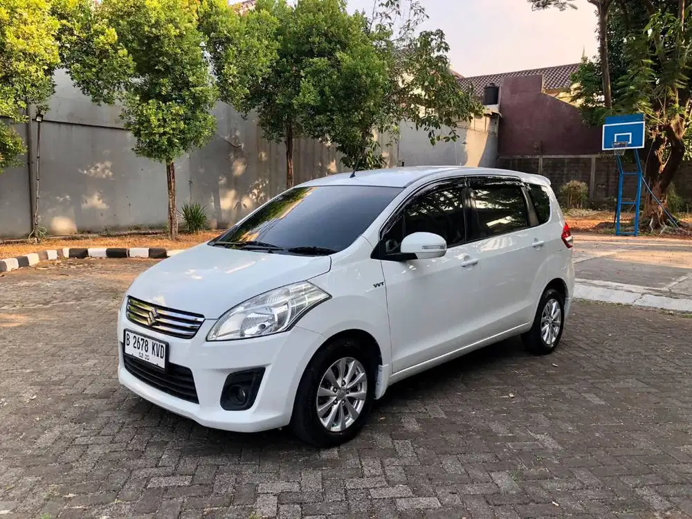 SUZUKI ERTIGA GX 1.4 AT 2015