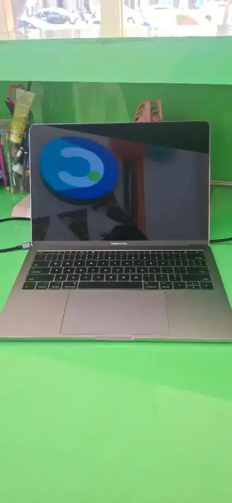 MacBook Pro 13 2017 Space Grey (RAM 8GB / 256 macOS Ventura)