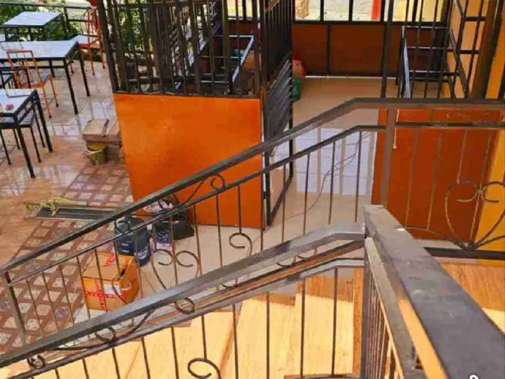 di Jual cafe  baru bangun,siap oprasi , lokasi strategis, pinggir jln besar, ciputat   ,tangsel