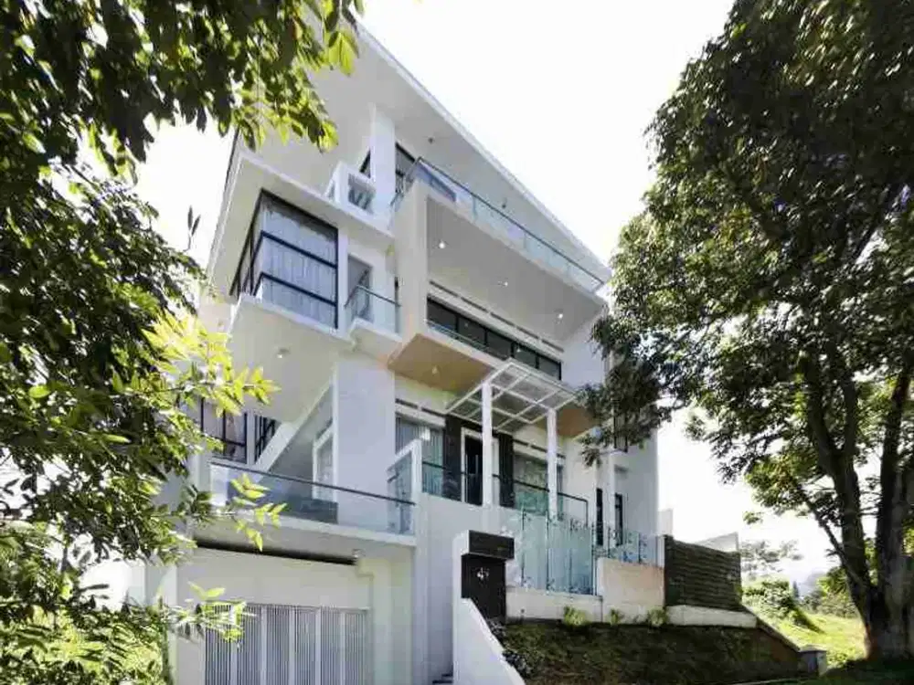 Rumah Mewah Villa Dago Resort Pakar