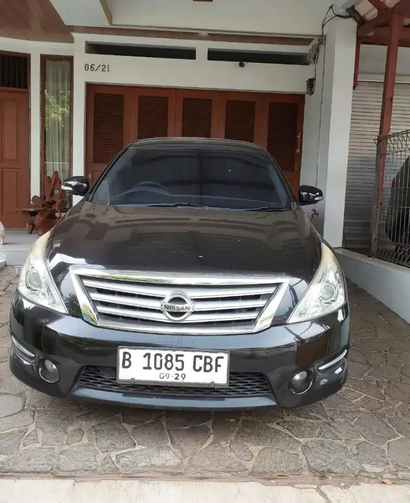 Nissan Teana 2.5XV A/T '13 - Low KM.