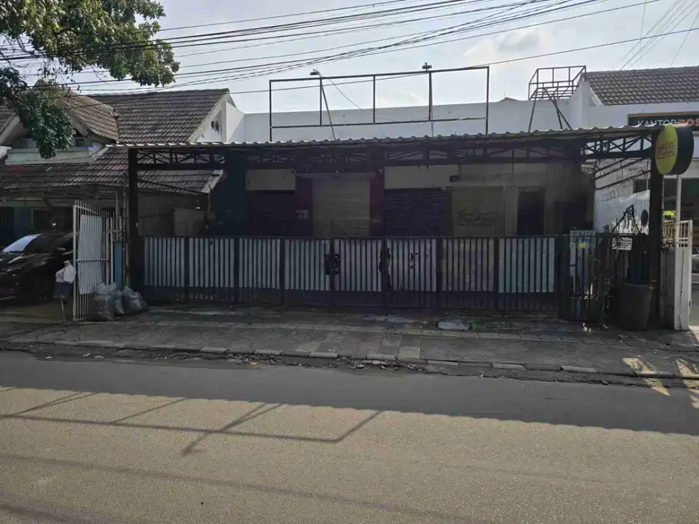 DIJUAL RUMAH LOKASI DI PINGGIR JALAN RAYA BISA UNTUK USAHA LOKASI STRATEGIS DI KENCANA LOKA BSD