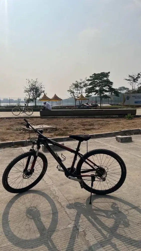 Sepeda polygon xstrada 5 like new