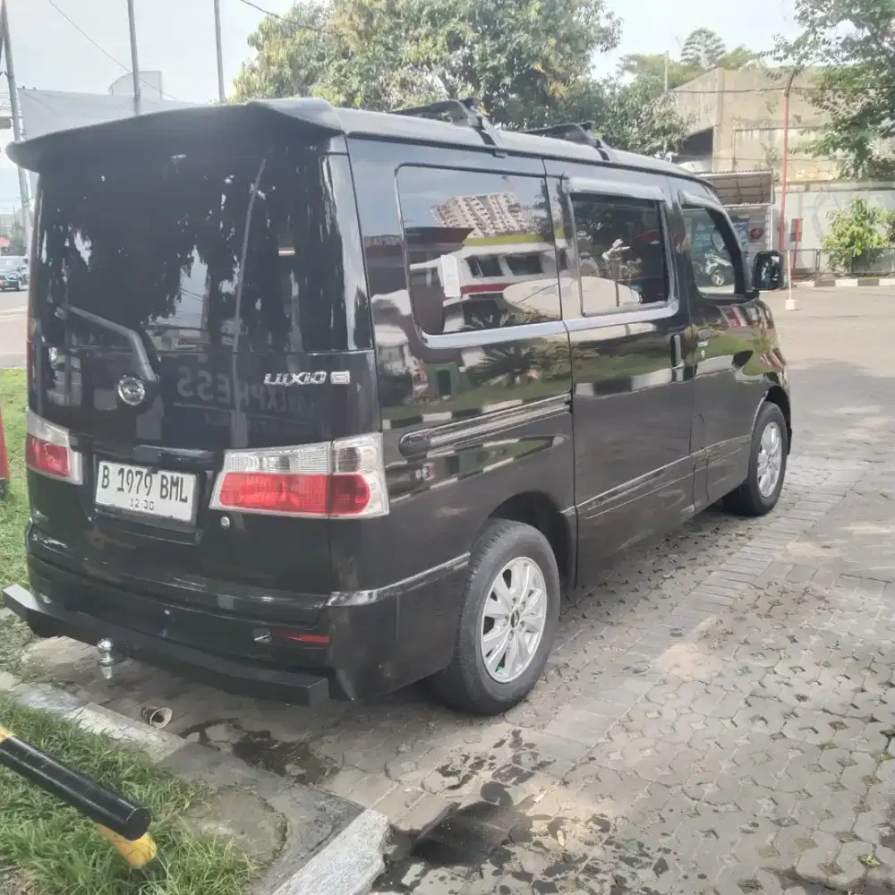 Daihatsu Luxio Tipe D 2015 Manual