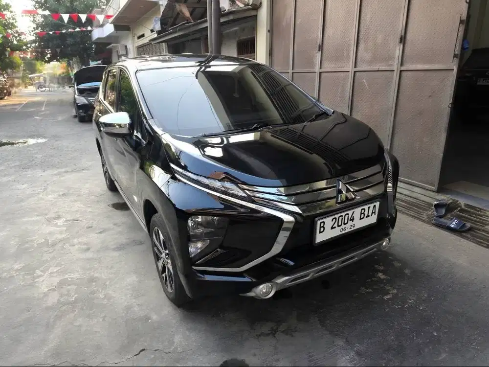 Mitsubishi Xpander Ultimate AT Matic Tahun 2019 Hitam , 2020