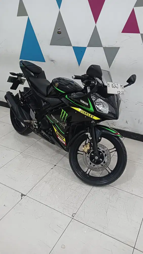 Yamaha R15 V2 2015 Istimewa