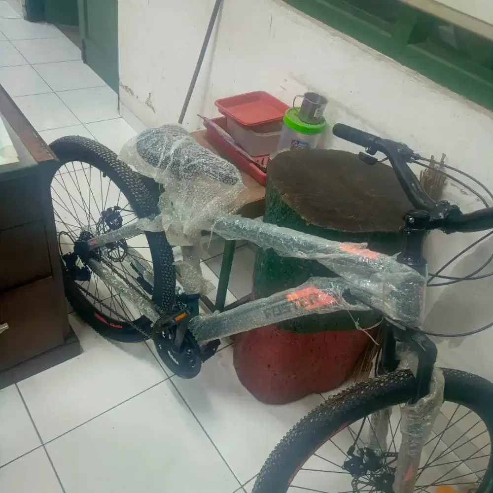 Di jual sepeda foster
