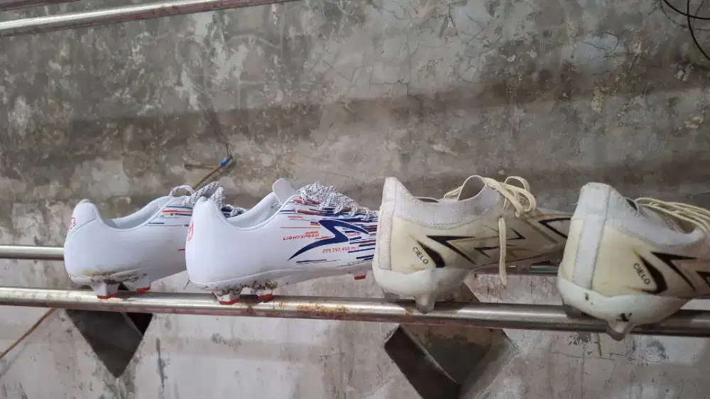 Sepatu bola specs ls reborn terbaru