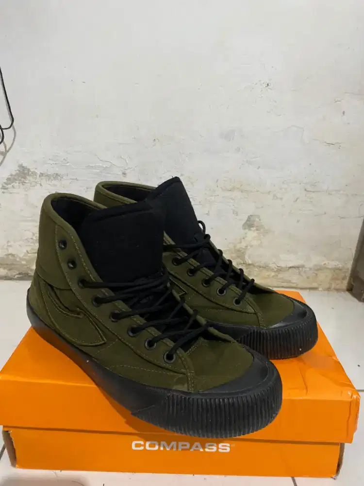 Compass Retrograde Cam Hi Olive