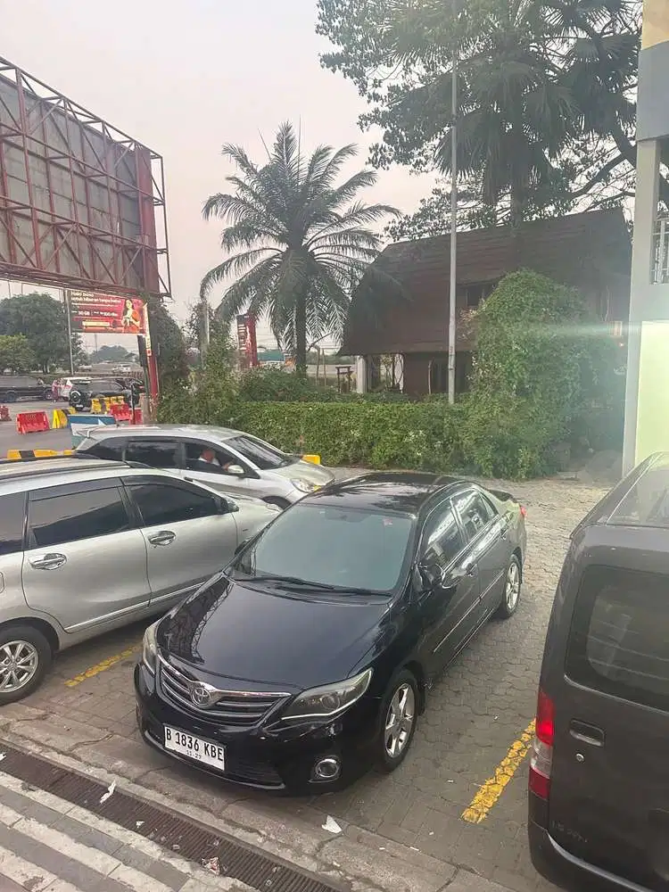 Toyota Corolla Altis 2011 Bensin