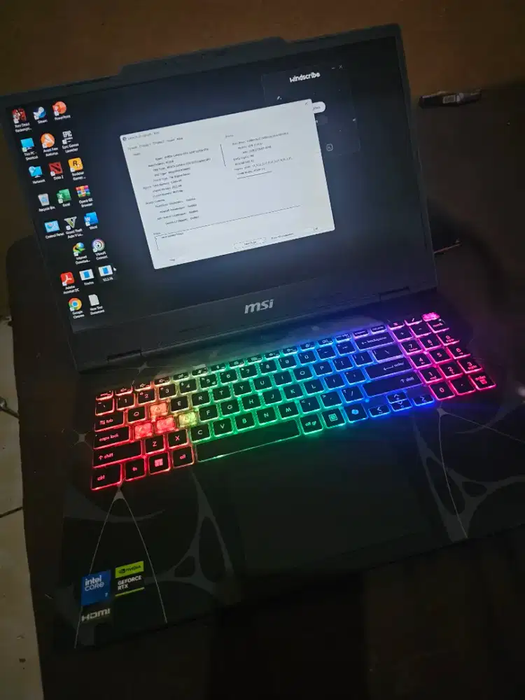 Laptop Gaming MSI Cyborg 15 B2RW – Core i7 RTX 5050, RAM 16GB