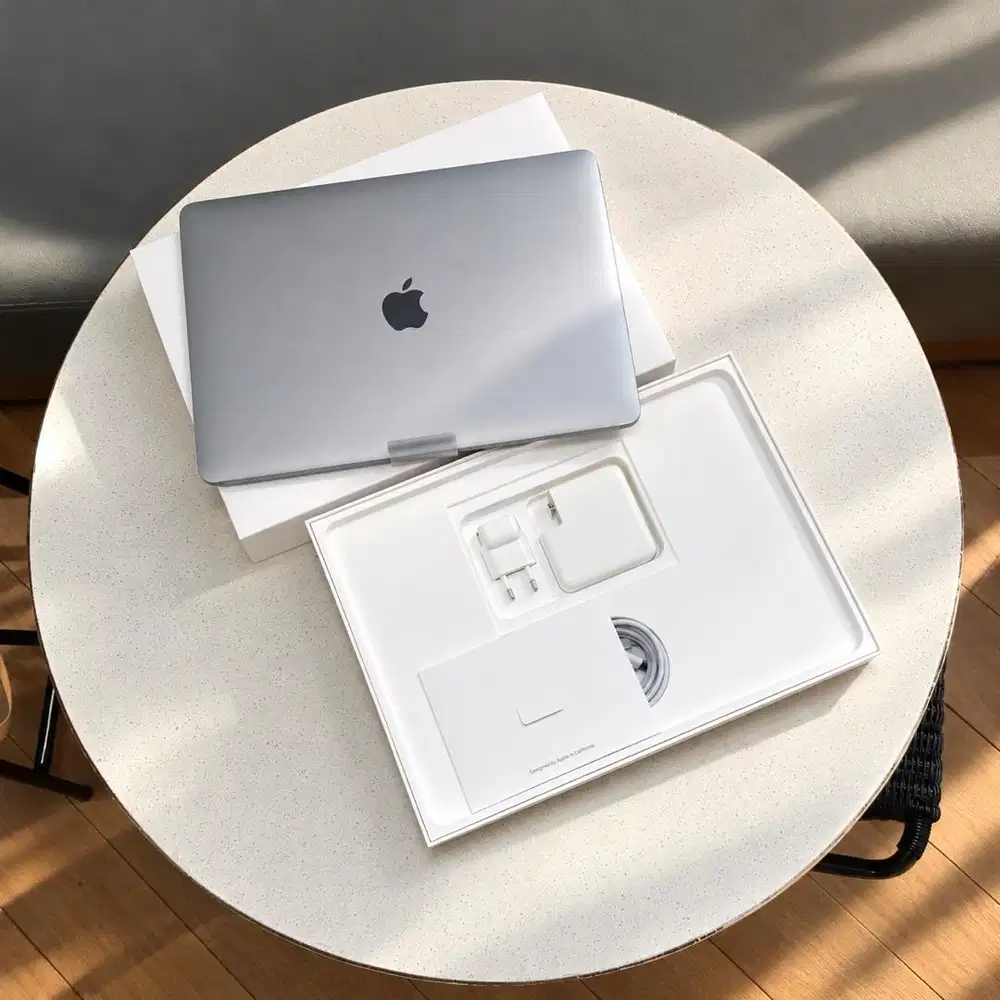 Macbook Pro 15 ibox CTO i7 16/512GB Fullset Spek Brutal Istimewa