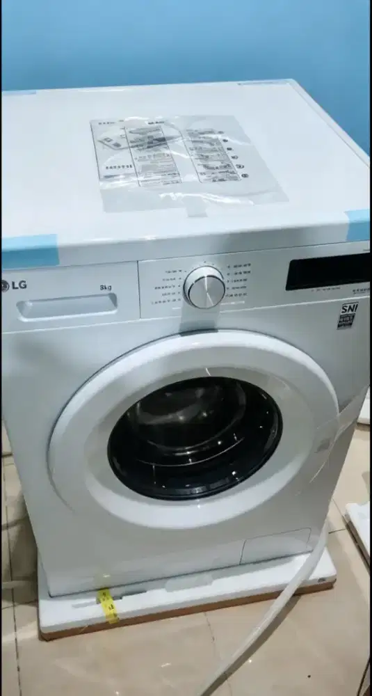 Mesin cuci LG front loading 8kg