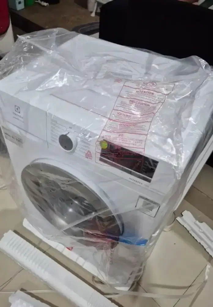 Mesin cuci Electrolux 7kg Front Loading (EWF7028M6WA)