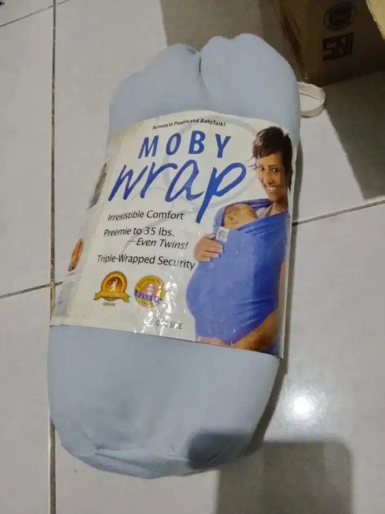 Gendong anak / bayi
