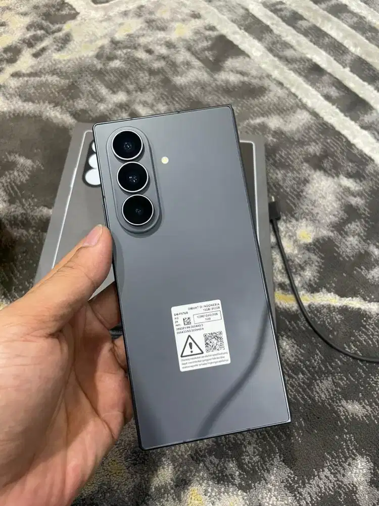 Samsung Z Fold 8 Ultra 12/512GB Graphite Like new