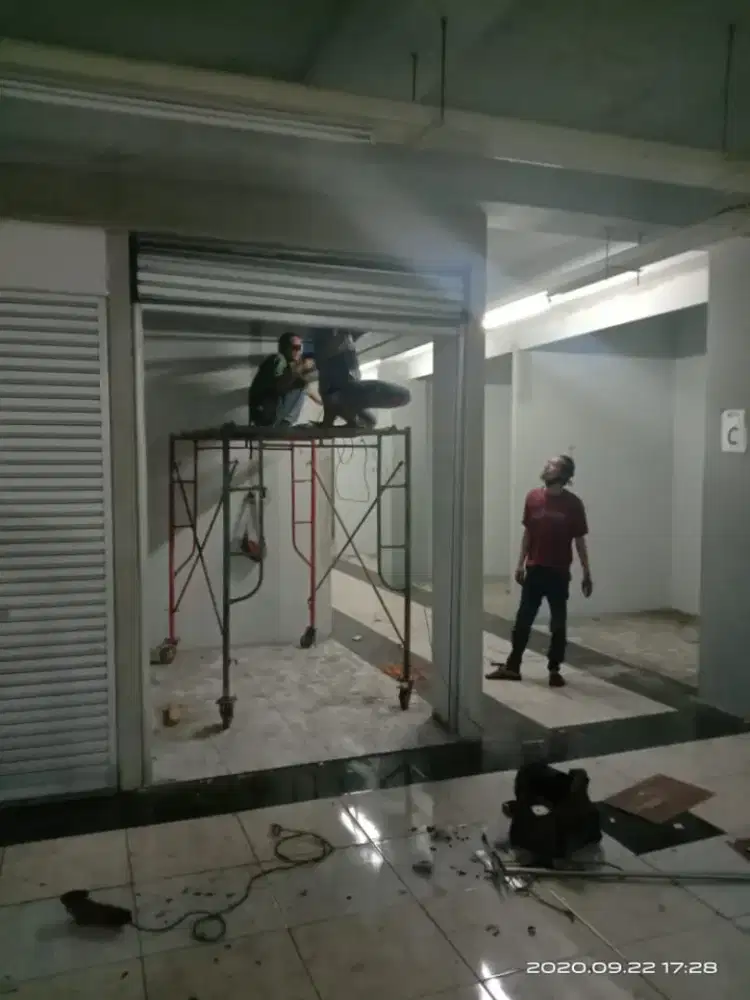 Tukang service rolling door folding gate murah area cimanggis