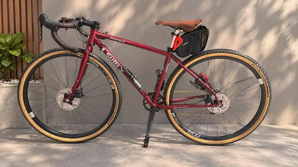 Sepeda Ganteng Surly Midnight