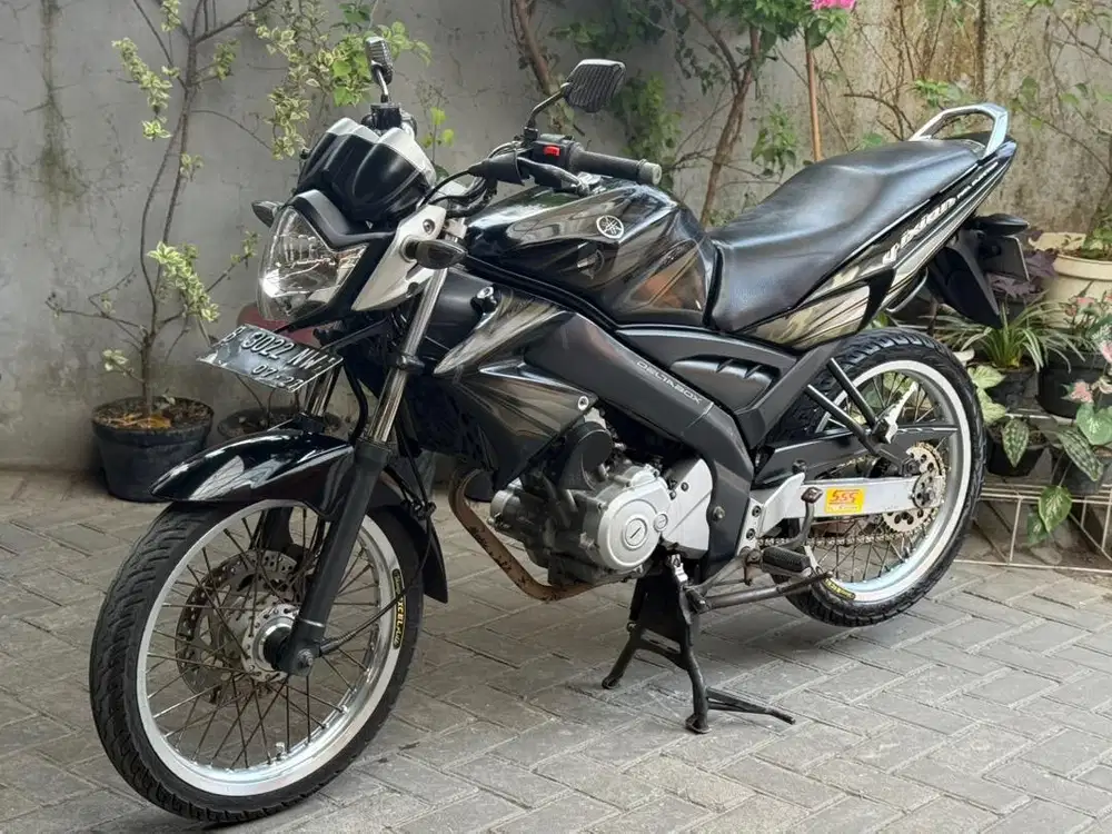 Vixion 2012 lengkap murah