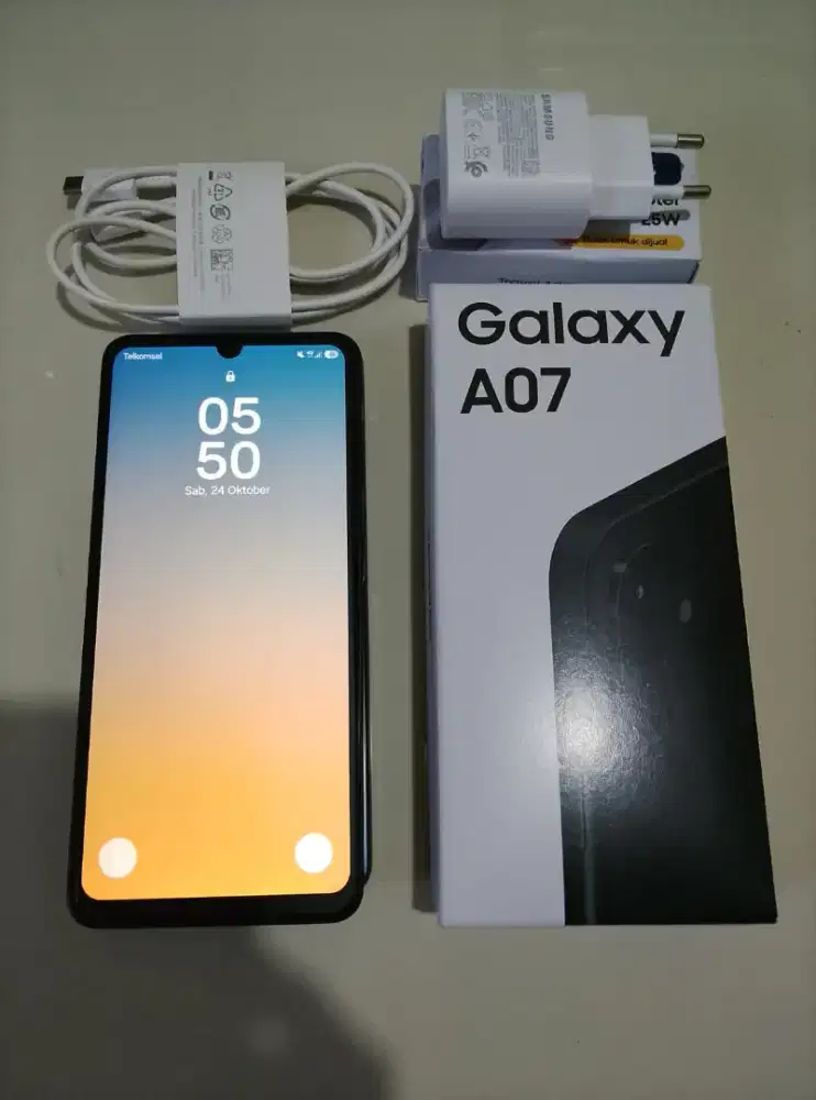 Samsung a07 4/128 full set original