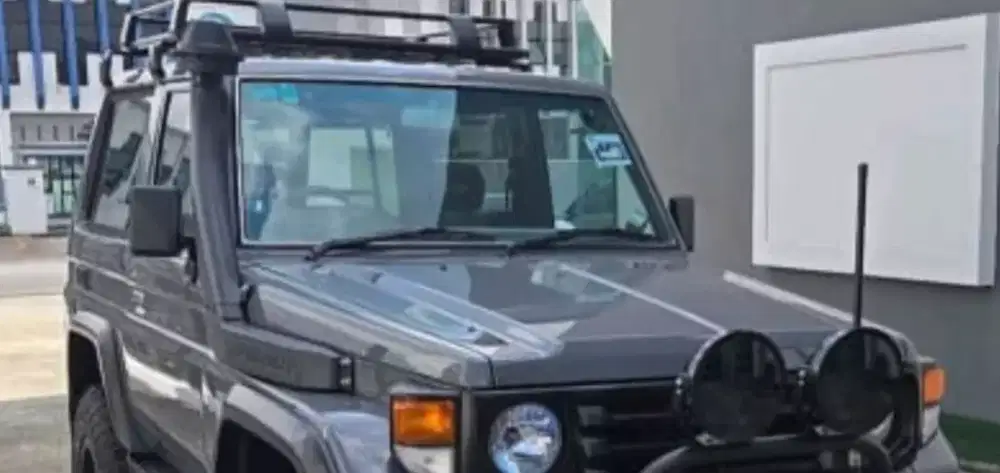 Toyota Landcruiser Bundera SWB 1993