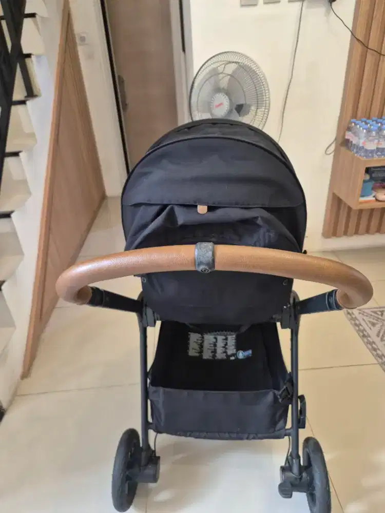 Stroler / kereta Bayi Joie signature finiti