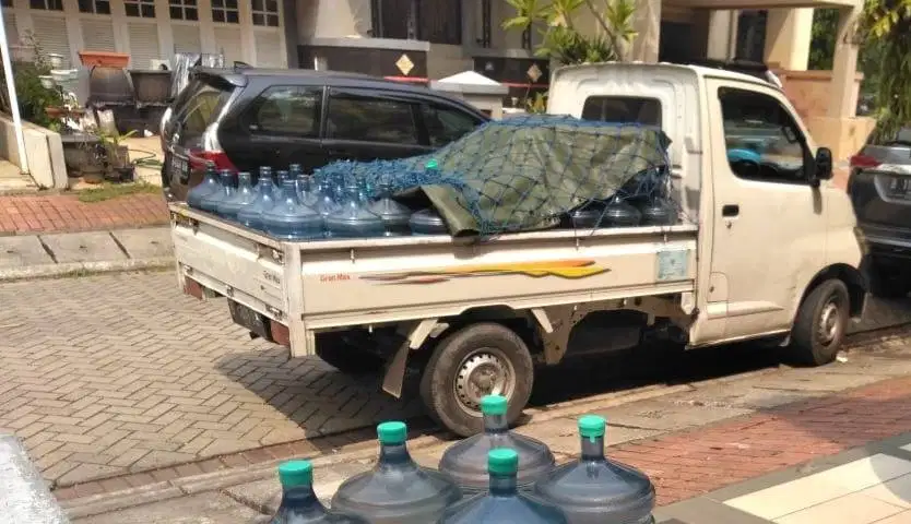 Depo Air minum butuh Supir dan kenek untuk pengiriman