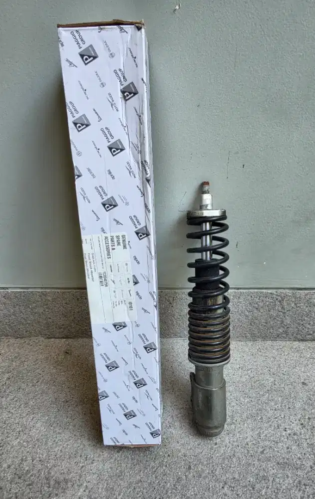 shock breaker depan vespa primavera