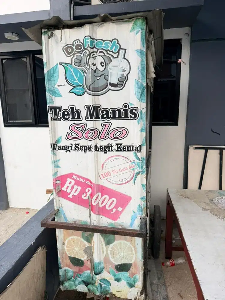 Gerobak dan cup sealer