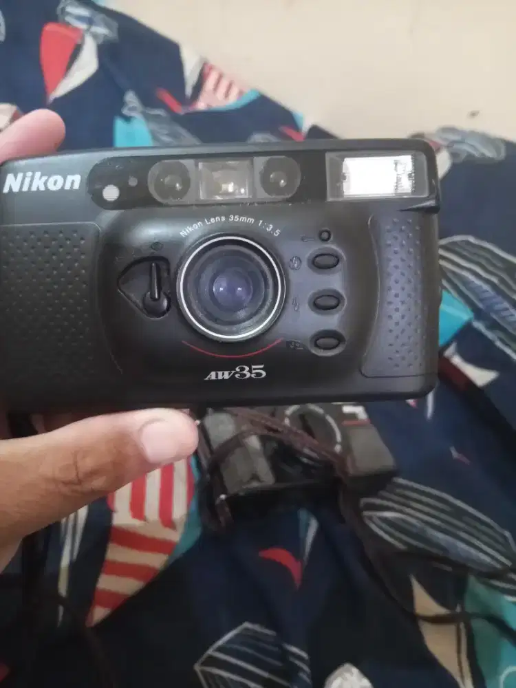Kamera bekas nikon