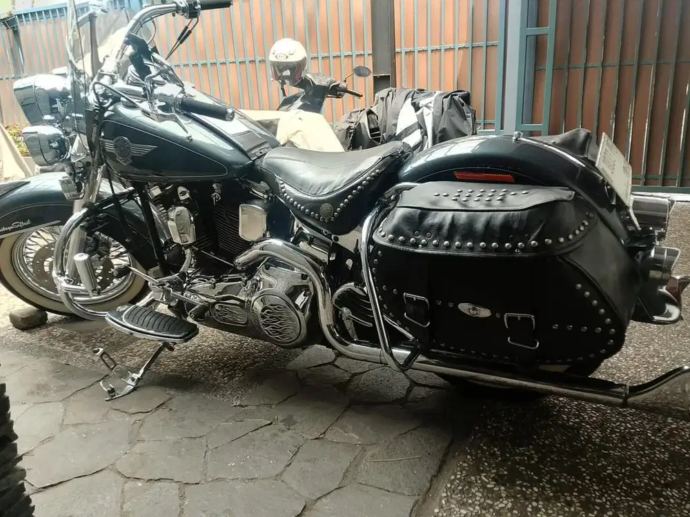 Saddlebag, Tas Motor Harley Davidson Heritage Softail Classic