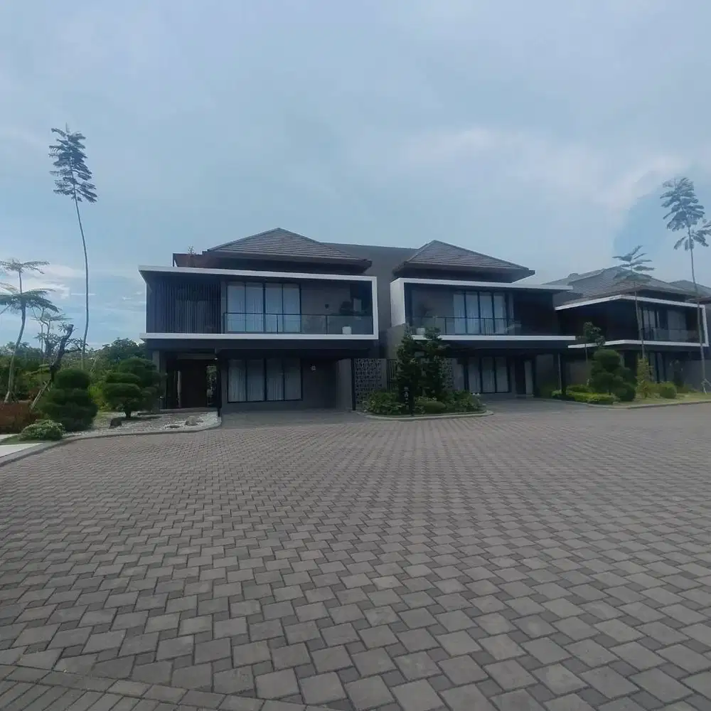 Rumah Makassar 3 lantai posisi Hook Lebar 12 type Morizen Summarecon