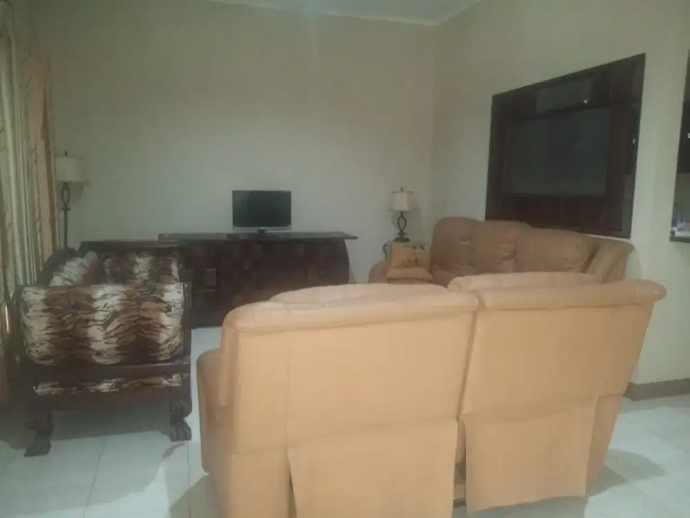 Rumah Nyaman di Taman Kopo Katapang - Dekat Tol Soroja, Bonus Furnitur