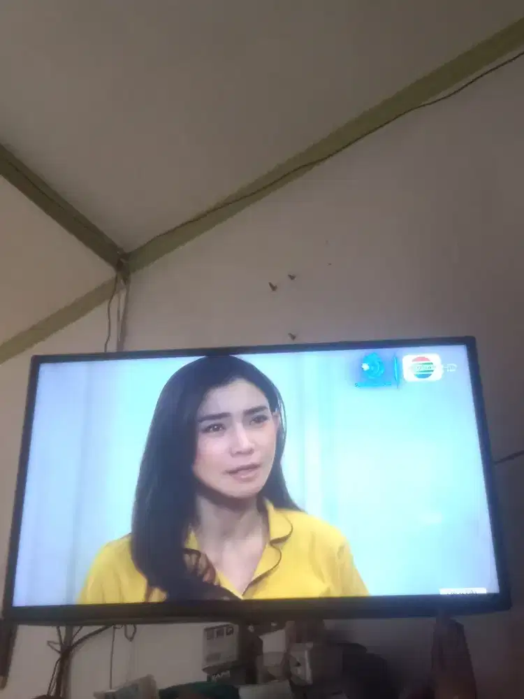 DI JUAL TV LED MERK LG 32 INCH