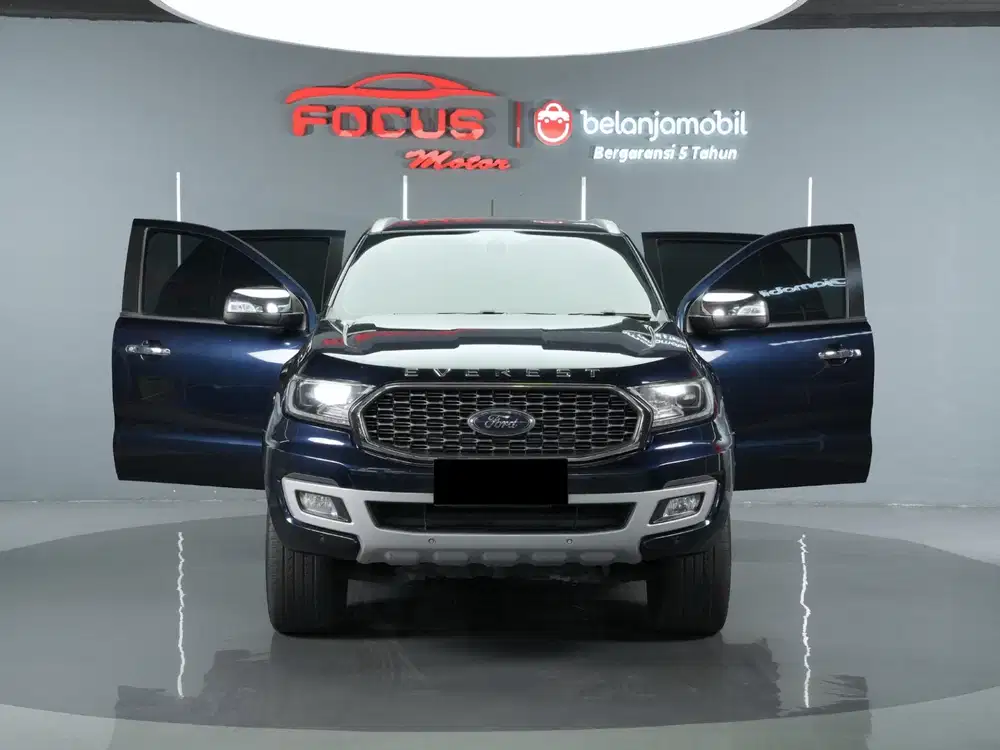 Km 34rb ford everest titanium turbo diesel 4x4 2022 pakai 2024 biru