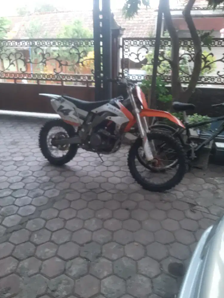 viar trail cros 250cc SE