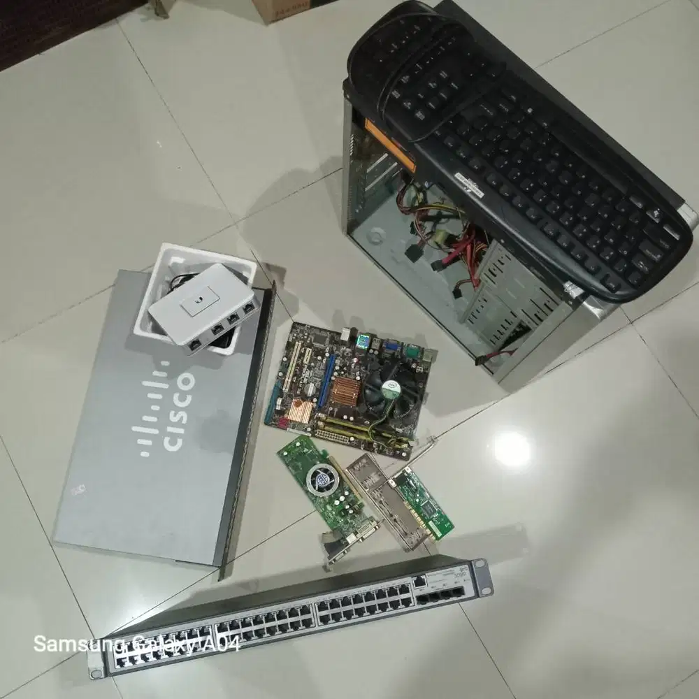 Paket Switch 3Com + Switch Cisco SG300 + Gateway + CPU
