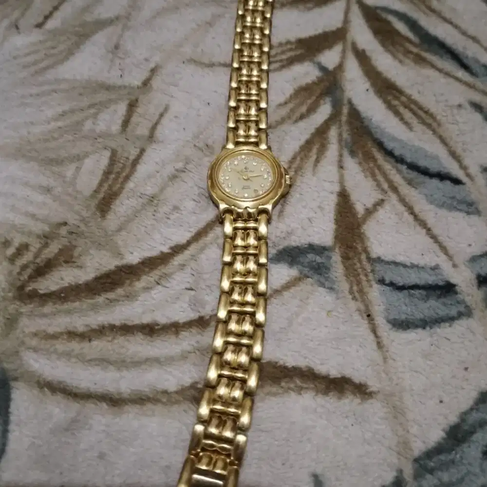 Jam tangan Luarent Dior 23k gold