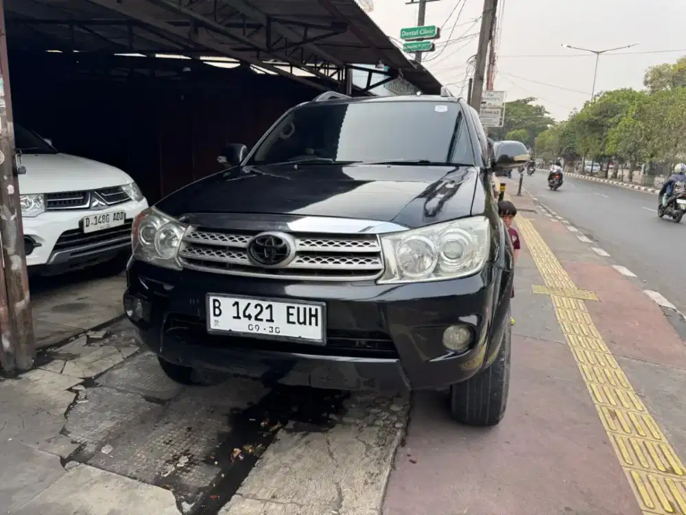 Toyota fortuner G luxury th 2007 AT