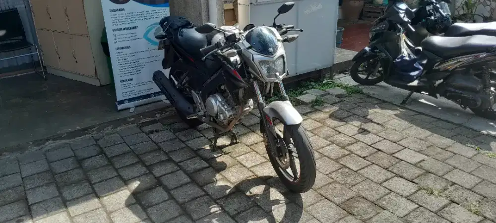 Jual vixion 2014