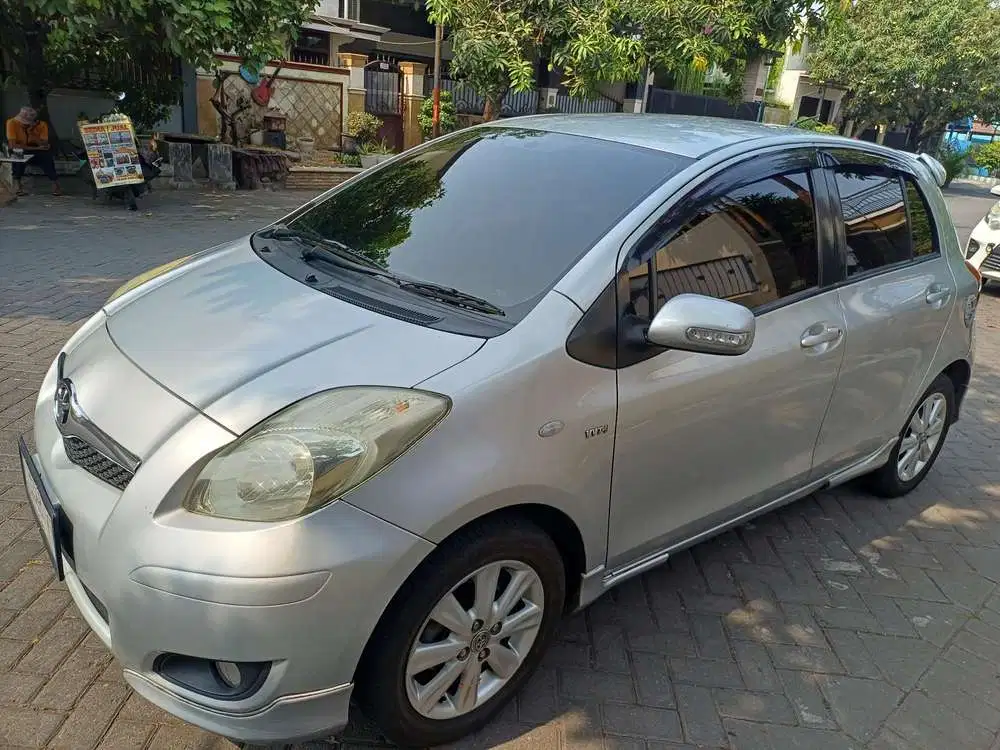 Toyota Yaris 2010 Bensin