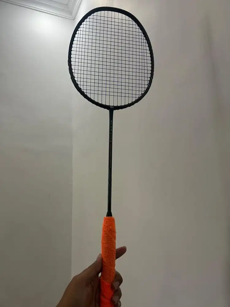 Raket Bulutangkis Hi Qua senar yonex BG66