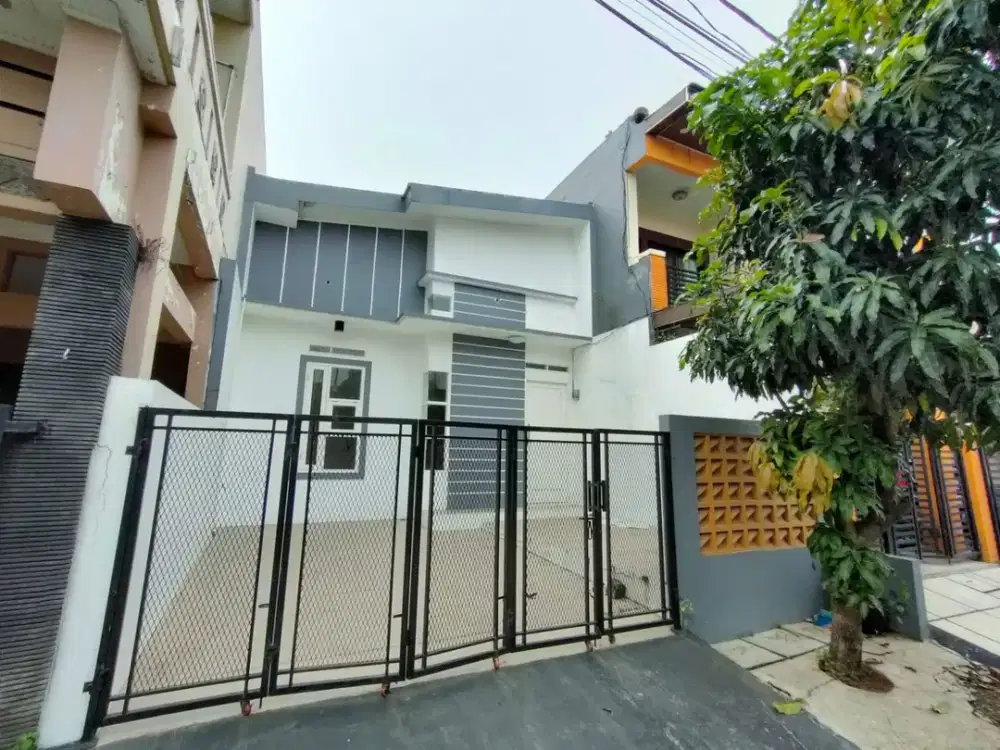 DIJUAL RUMAH MINIMALIS MEZZANINE DI PERUIMAHAN GRAHA HARAPAN BUMYAGARA, MUSTIKAJAYA